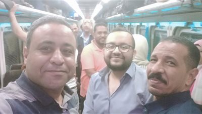 حالفها الحظ بوجود 3 أطباء.. حالة ولادة في قطار الصعيد تتصدر الترند