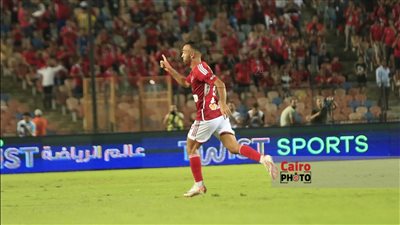 بثلاثية نظيفة.. الأهلي ينهي الشوط الأول متقدمًا على سان جورج في دوري الأبطال | بث مباشر