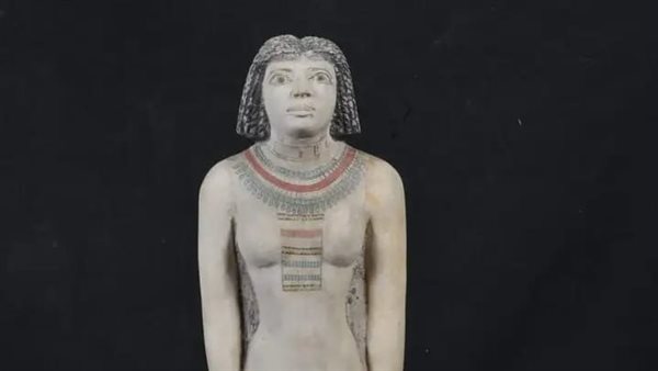  تمثال حجري لـ زوجة