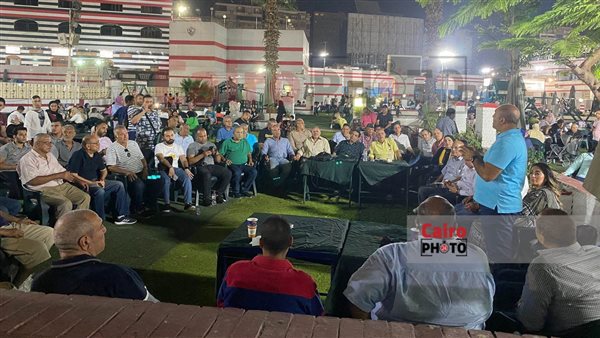 أسرة تربيزة الكرة