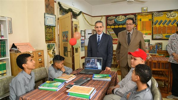 محافظ الغربية يشهد