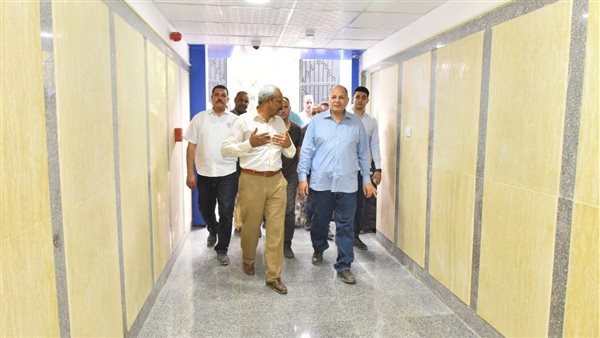 محافظ أسيوط