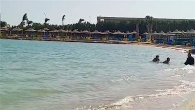 غياب المصطافين عن شواطئ الغردقة بالتزامن مع بدء العام الدراسي الجديد | بث مباشر