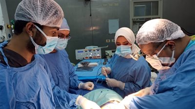 اتكتب له عمر جديد.. قصر العيني ينجح في استخراج مسمار بطول 5 سم من قلب طفل 