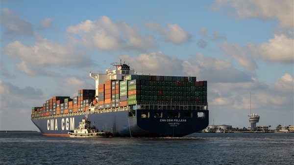 ميناء دمياط