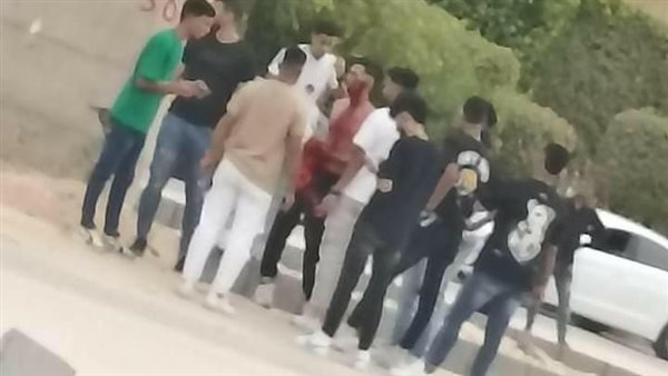 بسبب خلافات الجيرة…إصابة