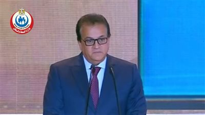 وزير الصحة: نجاح مبادرة القضاء على فيروس سي هرم رابع.. والشهادة الذهبية بردية جديدة لمصر