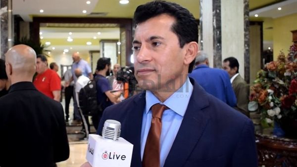 وزير الرياضة