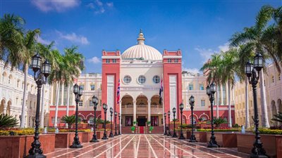 بعد حصولها على المركز الأول للعام الثاني بتصنيف تايمز.. ما هي التخصصات المتاحة بالجامعة البريطانية؟