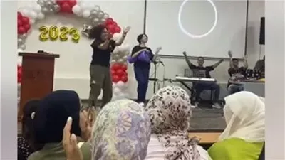 استياء بين مستخدمي مواقع التواصل من مشاهد رقص الطلاب في أول أسبوع دراسي 