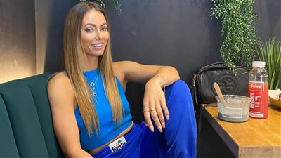 رغم لياقتها البدنية.. سيدة بريطانية تصاب بسرطان الثدي 3 مرات خلال عامين