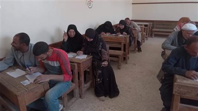 فتح 30 فصلًا لمحو الأمية في دير مواس بالمنيا خلال سبتمبر الماضي