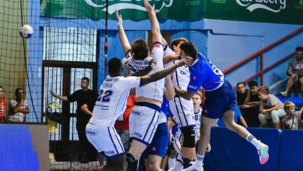 الأهلي وبرشلونة