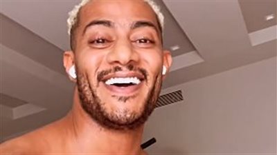 محمد رمضان يظهر عاريًا ويروج لحفله بأسوان: أنا جايلك زي الرهوان