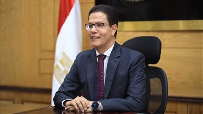 جامعة بنها تطلق حملة لحظر التدخين واستخدام التبغ في الحرم الجامعي