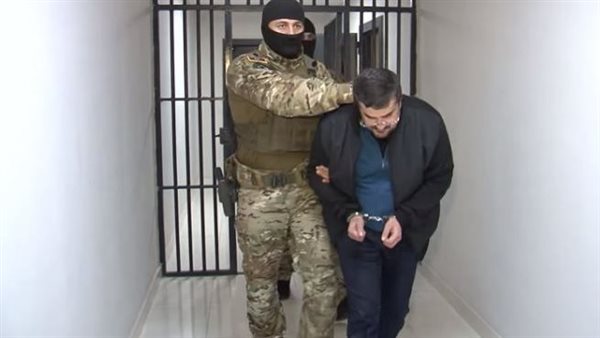 أذربيجان تعتقل رئيس