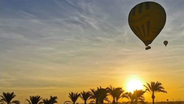 رحلات البالون الطائر