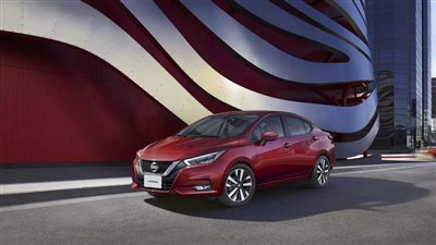  أسعار السيارات في الإمارات.. 3 طرازات سيدان تقدمها علامة نيسان