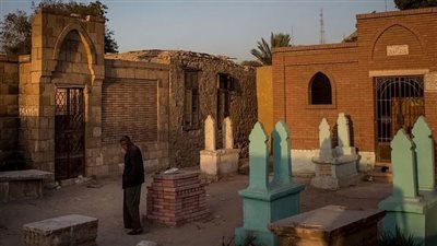 مخدرات ودعارة وسط المقابر.. الداخلية عن انتشار ترويج المخدرات في مقابر رشيد: ضبطنا 7 متهمين