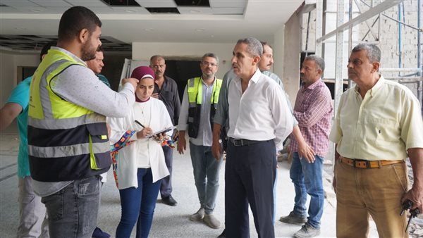 محافظ الغربية يتفقد