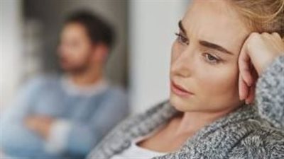 ممرضة تطلب الخلع: اتجوزته وسيم وقالي أنا شاريكي بفلوسي