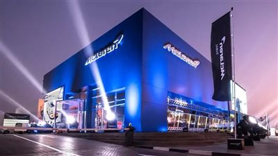 ماكلارين تفتتح أكبر صالة عرض مستقلة في دبي | صور