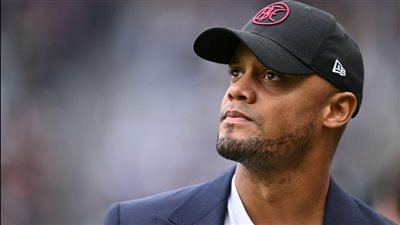 عقب السقوط برباعية على يد تشيلسي.. رقم سلبي لـ كومباني مع بيرنلي