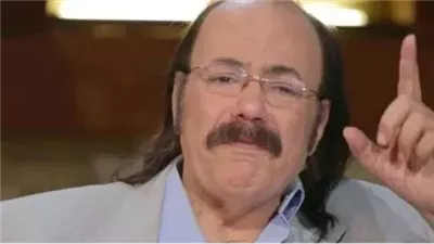 في ذكرى وفاة طلعت زكريا.. مشوار نجم صنع الضحك من قلب المعاناة