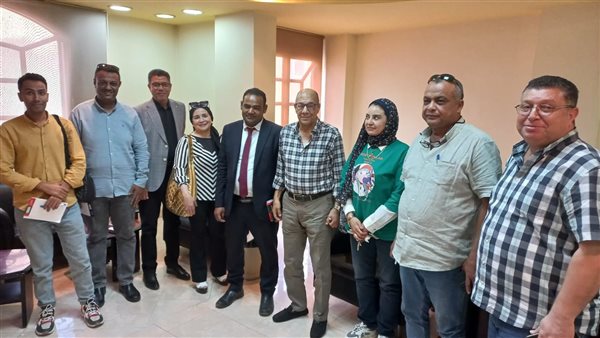 علاقات العمل بالأقصر