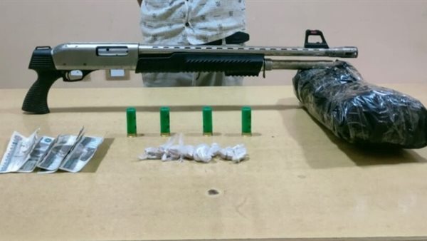 المتهم والمضبوطات