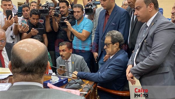 فريد زهران يتقدم