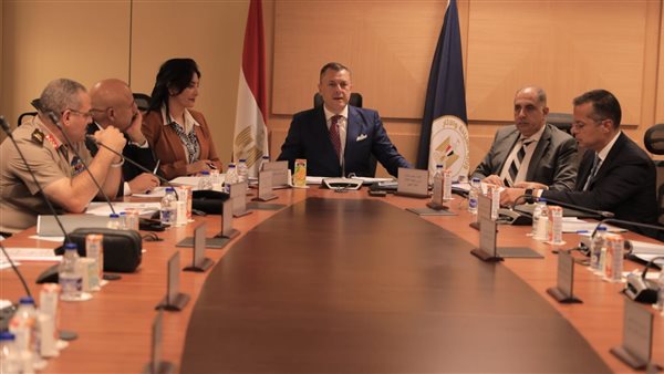 وزير السياحة والآثار