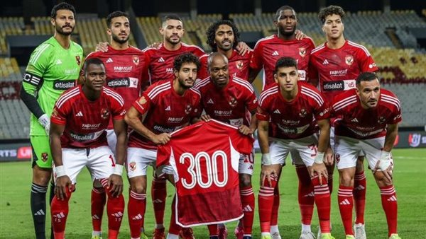 لاعبو الأهلي