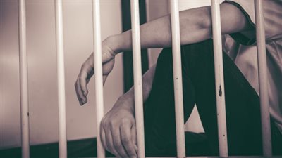 خان العيش والملح.. القصة الكاملة لسرقة عامل لأكثر من نصف مليون جنيه إيرادات محطة وقود يعمل بها في القليوبية 