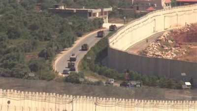 إعلام لبناني: إسرائيل أطلقت قذائف فسفورية قرب الحدود