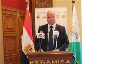 محافظ القاهرة: المدن تعيش حاليًا تحولًا هائلًا في مواجهة التحديات البيئية والاقتصادية والاجتماعية