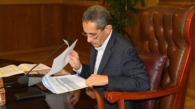 محافظ الغربية يتابع استمرار أعمال تبطين ترعة بلقينا بالمحلة الكبرى