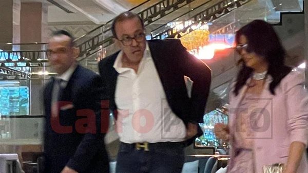 منى الشاذلي وزوجها