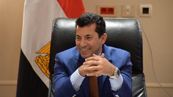 اشرف صبحي وزير الشباب