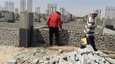 العمل: حصر عمالة غير منتظمة لتسجيلها بالرعاية الصحية والاجتماعية بالوادي الجديد