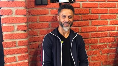 نجم الدوري الأمريكي لكرة السلة NBA يدعم القضية الفلسطينية