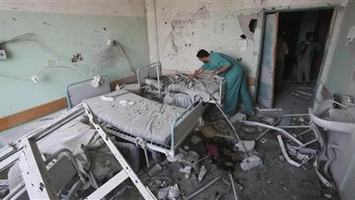 الصحة العالمية: أوامر إسرائيل بإخلاء 22 مستشفى في غزة حكم بالإعدام على المرضى والجرحى