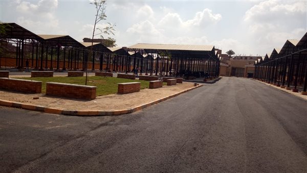 موقف سيارات أشمون