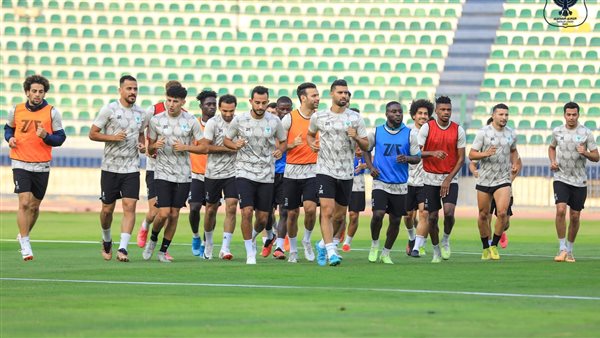 فريق النادي المصري