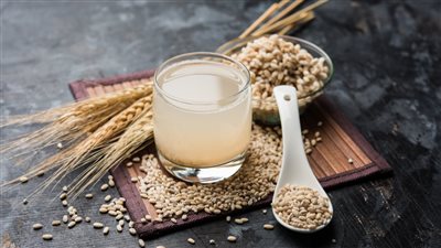 صديق للكلى والقلب.. فوائد الشعير المغلي والتلبينة للأعصاب والمناعة