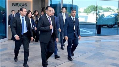 مدبولي يفتتح أكبر معرض للمنتجات الغذائية بأسعار مخفضة في بورسعيد | بث مباشر