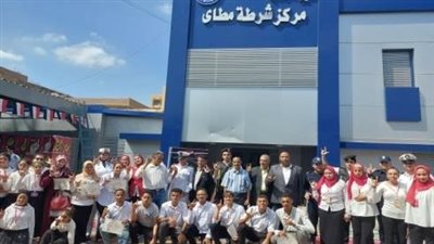 الداخلية تنظم زيارة لطلاب مدرسة الأمل للصم وضعاف السمع لمركز شرطة مطاي بالمنيا | صور