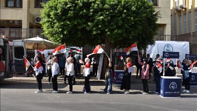 تضامنًا مع فلسطين.. أسرة طلاب من أجل مصر بجامعة عين شمس تشارك في حملة التبرع بالدم | صور 