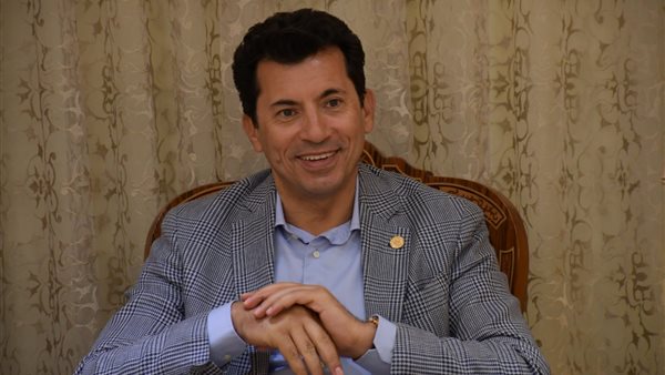 الدكتور أشرف صبحي