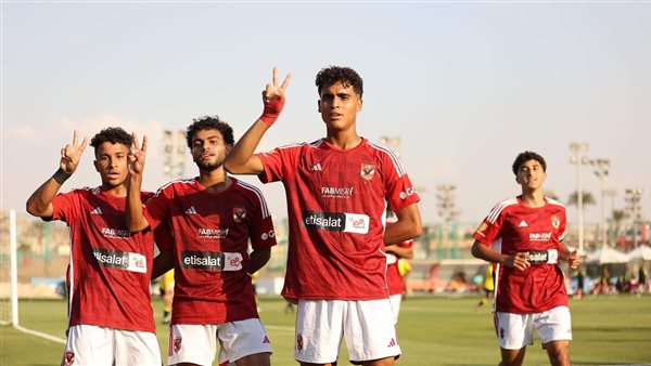 لاعبو الأهلي 2005